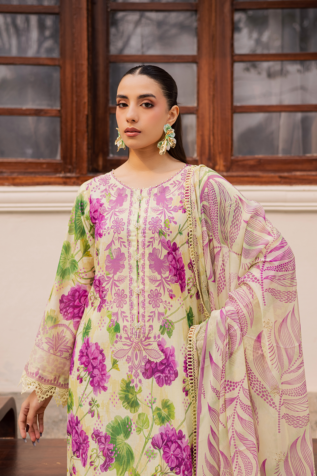 DA-21 Embroidered Lawn Suit