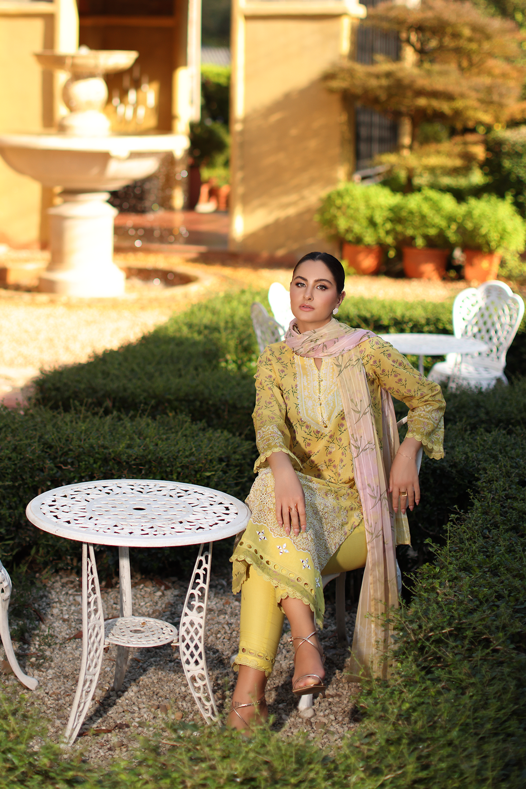 DA-07 Embroidered Lawn Suit