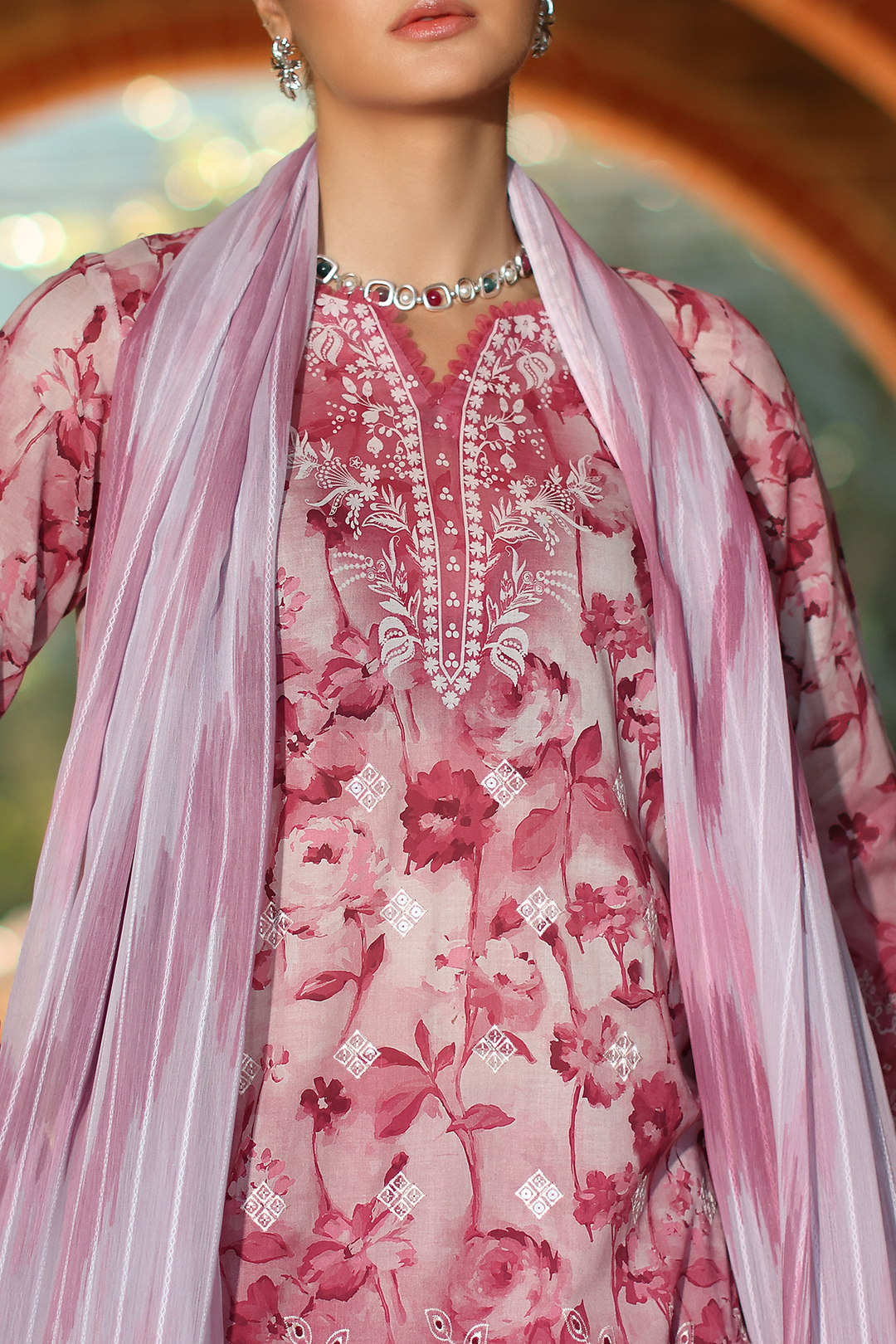 DA-13 Embroidered Lawn Suit