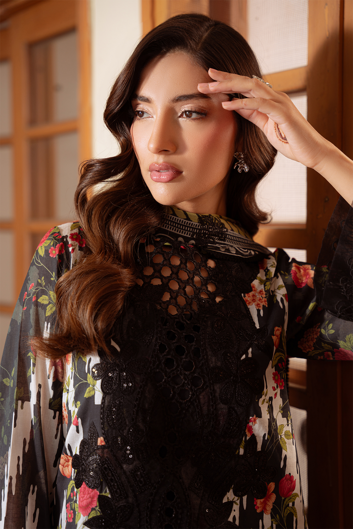 DA-33 Embroidered Lawn Suit