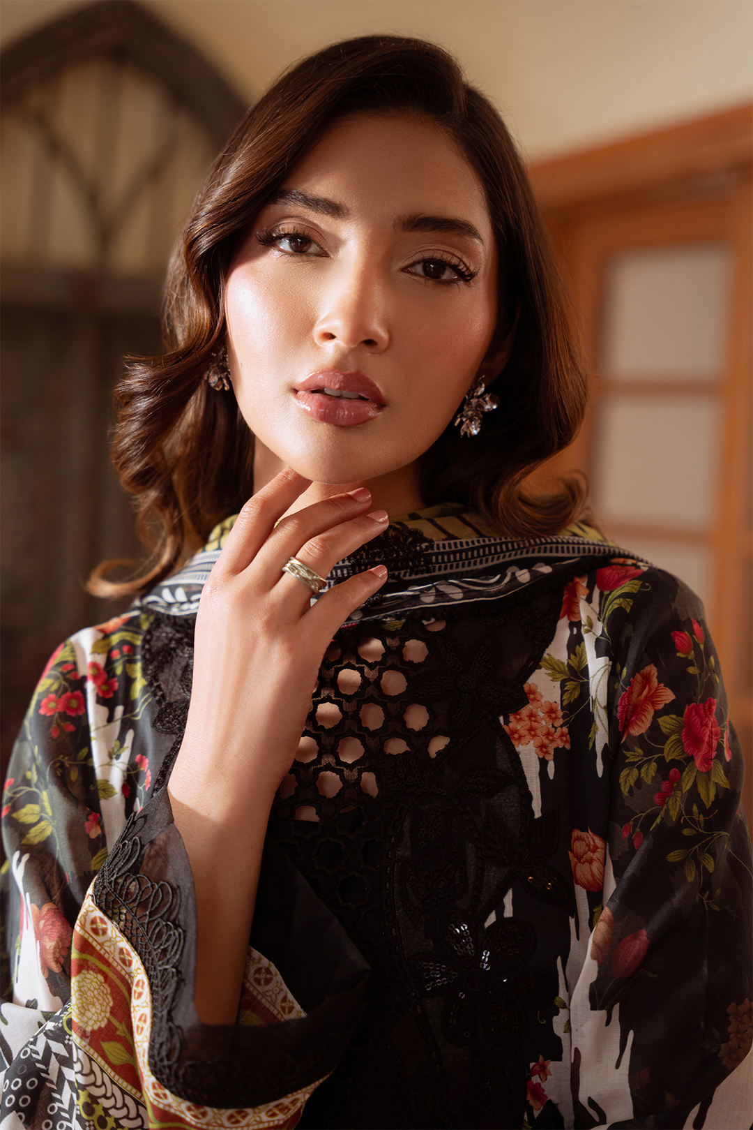 DA-33 Embroidered Lawn Suit