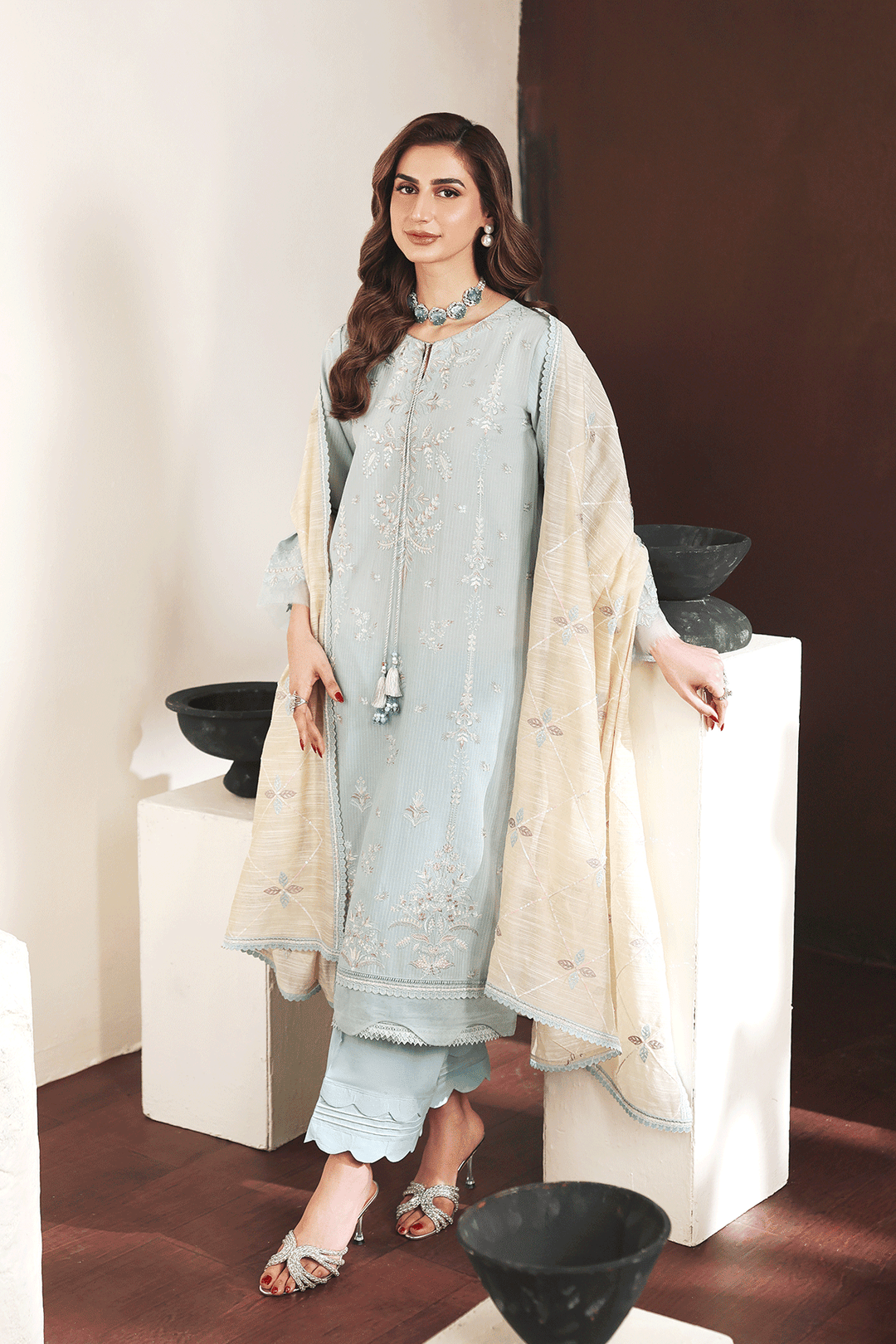 DL-01 Embroidered Lawn Suit