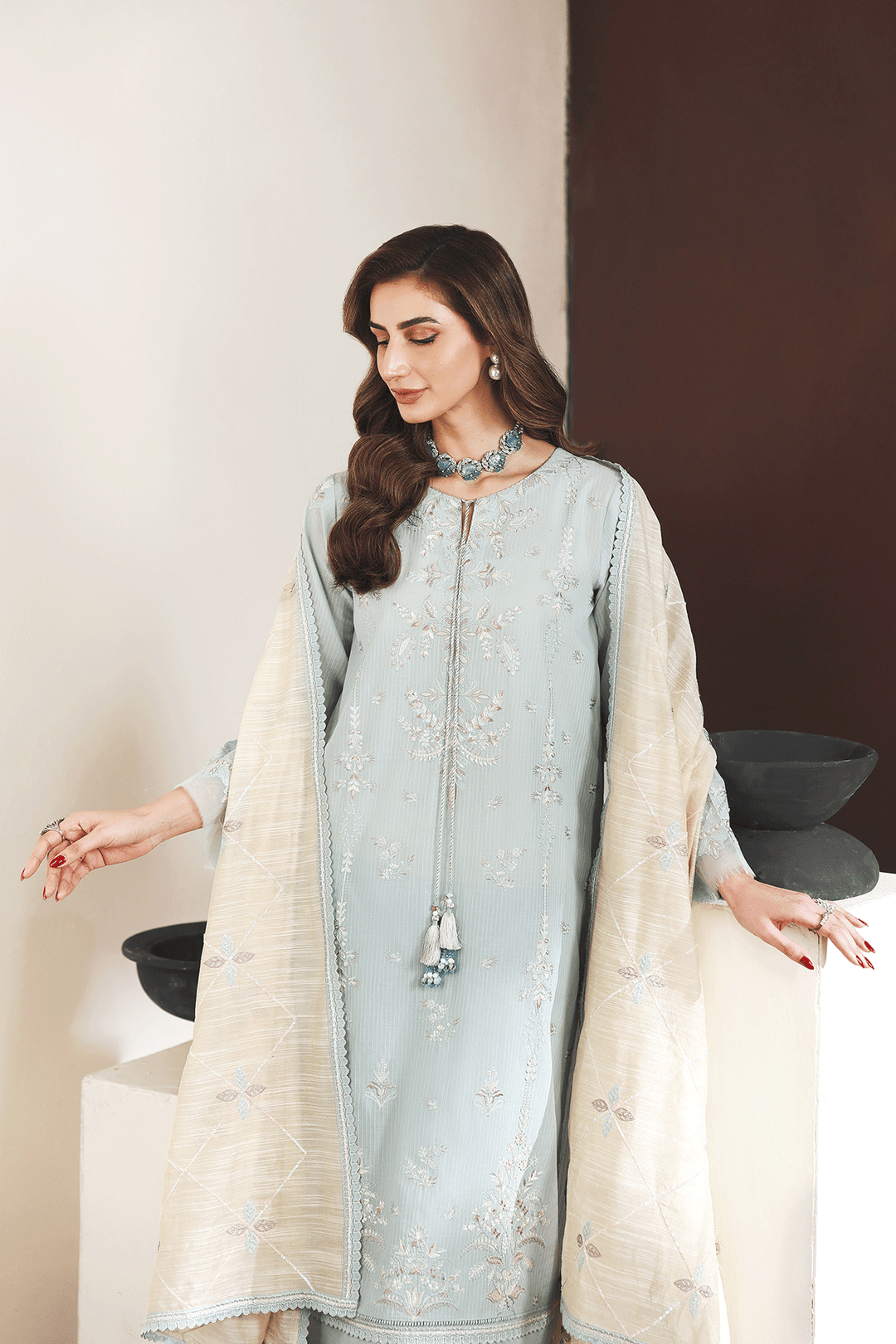DL-01 Embroidered Lawn Suit
